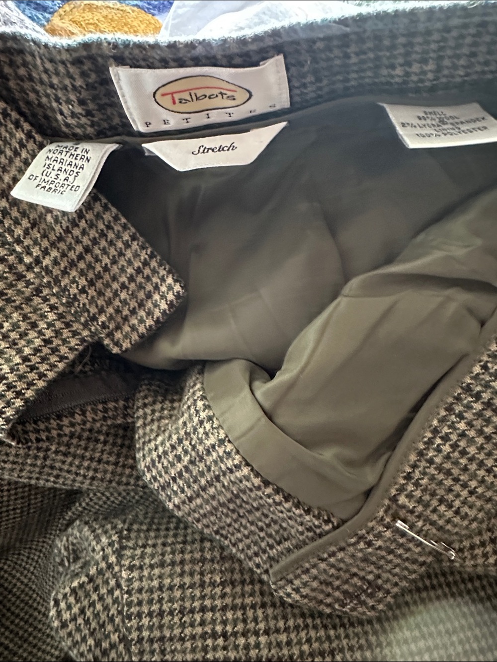 Talbots Petite Houndstooth Stretch Pant in Olive and Taupe